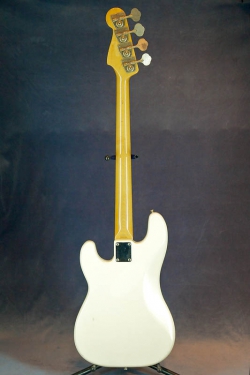 Fender Precision Bass PB-72 White