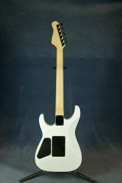 Charvel San Dimas SD-42 (SW))