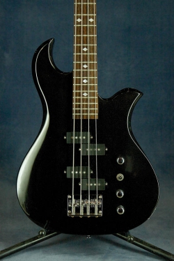 Eagle Bass (Black)