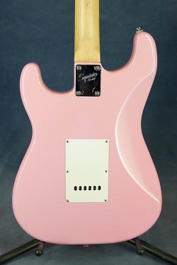 Squier Bullet Strat RW Pink