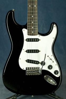 Fender Stratocaster ST-72 Japan