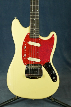 Fender Mustang Japan