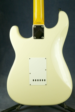 Fender Stratocaster ST-62 Japan (White)