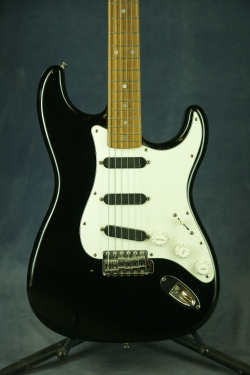 Fender Stratocaster ST-72 EMG