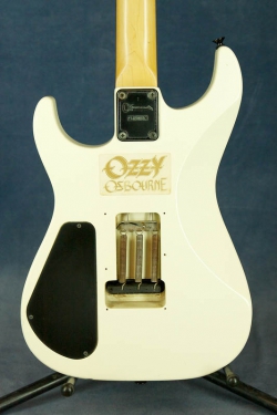 Charvel DK-060-SH (White)