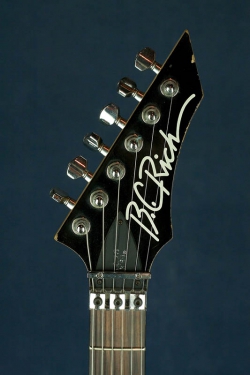 B.C.Rich Mockingbird