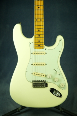 Fender Stratocaster '73 (upgrade)