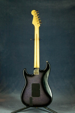 Fender Stratocaster STR75 Active (Japan)