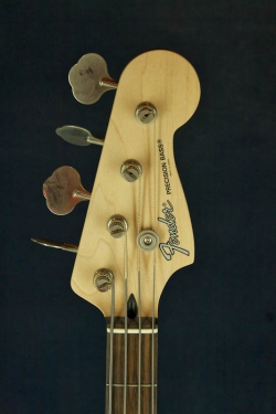 Fender Precision Bass