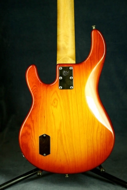 Music Man Stingray 5