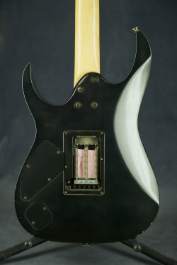 Ibanez RG680CM