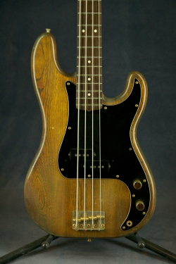  Fender Precision Bass