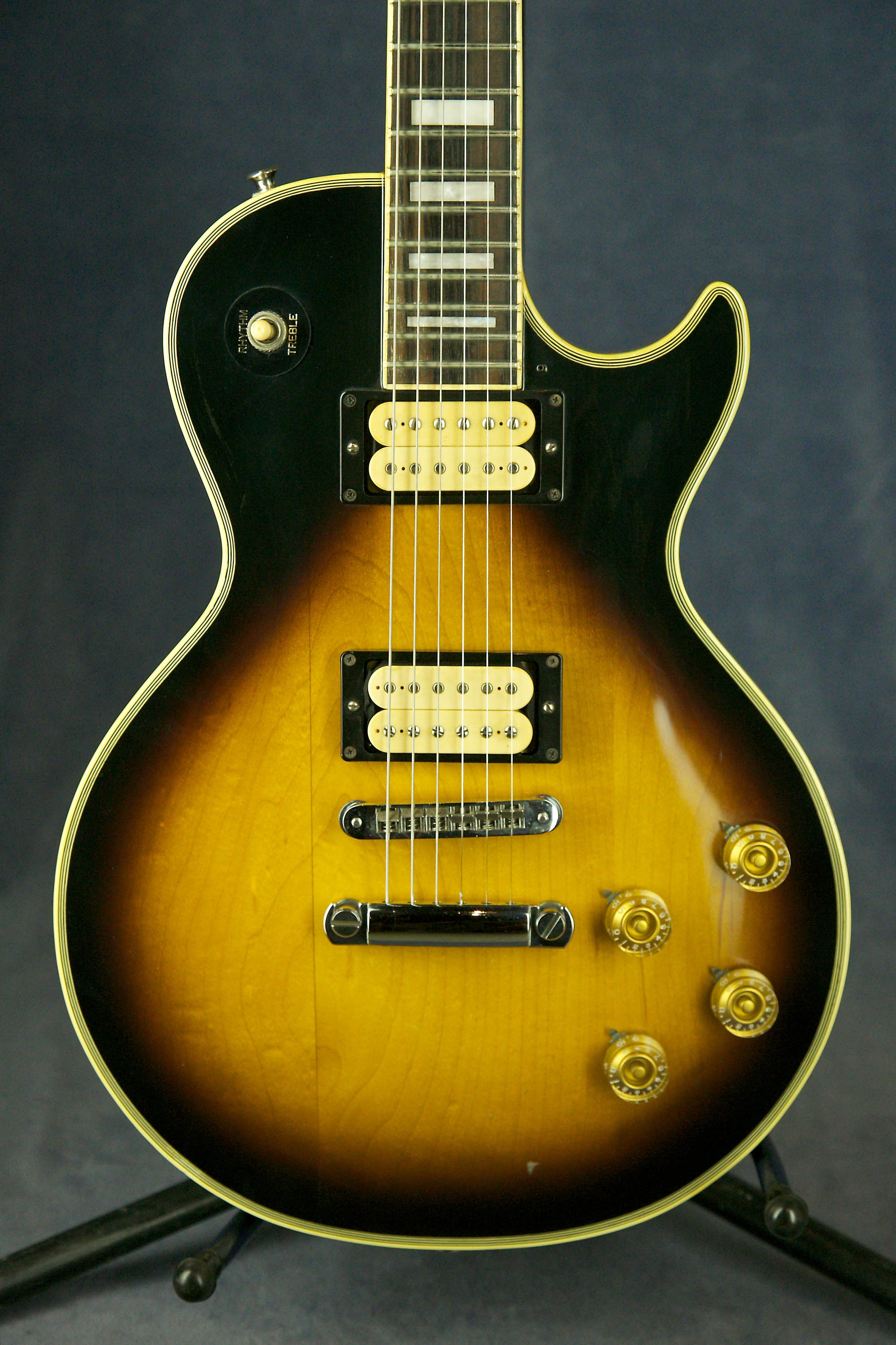 Купить Aria Pro II Les Paul Custom LC-600